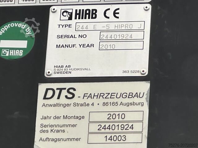 Iveco Trakker 410 4x4 Hiab 244-5 + Fly jib , winch 12...