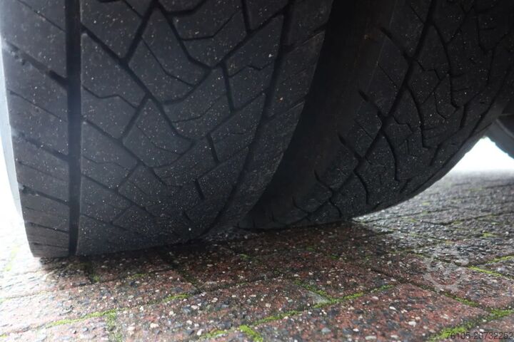 čemodāns Mercedes-Benz Actros 1840 L Bakwagen + Bar klep 2000 KG + Geï...