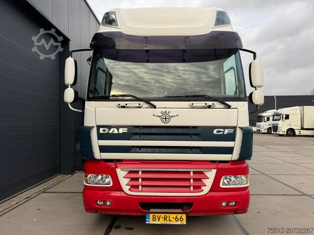 čemodāns DAF CF 85.360 SC / Euro 5 / Tail Lift / TUV: 1-2026...