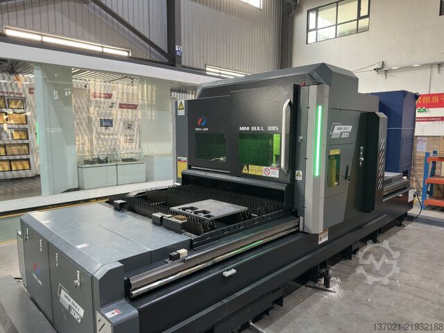 Lasersnijmachine PENTA LASER MINI BULL