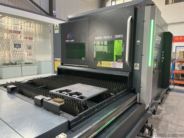 Lasersnijmachine PENTA LASER MINI BULL