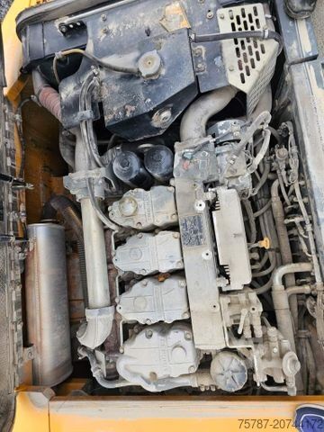 Ratinis ekskavatorius LIEBHERR A 904-2 C Litronic mit fahrbarer Kabine, Klima