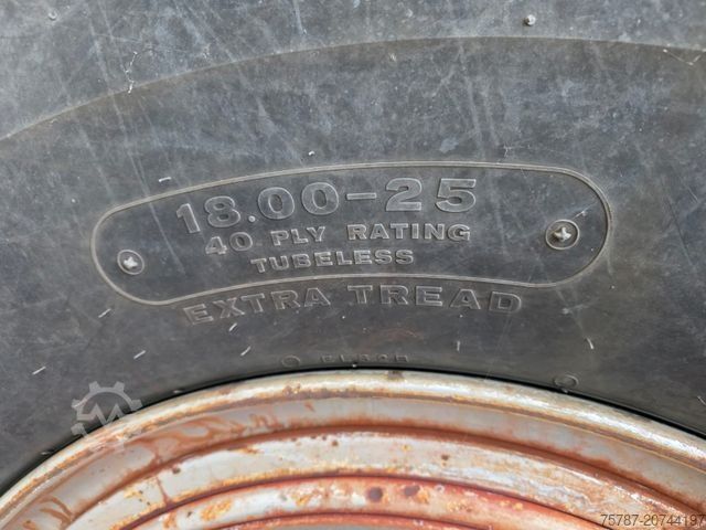 Kiti LIEBHERR LRS V645 Reachstacker/ Containerlader