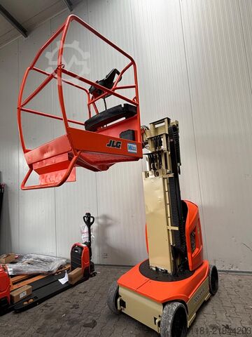 Nền làm việc dạng ống lồng JLG Toucan 8E