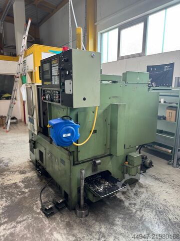 токарный станок с ЧПУ Okuma LB10
