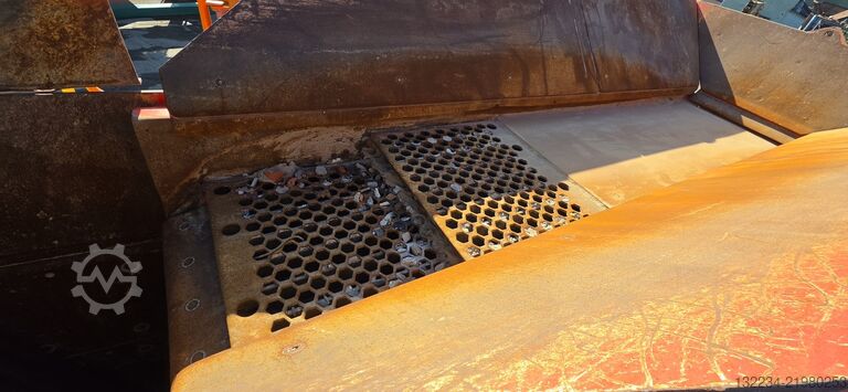 Unit penghancur Sandvik QJ241 jaw crusher