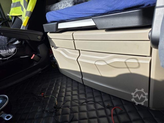 Standard trækkerunit MAN 18.470 TGX XXL, Kompressor+2 Kreishydraulik,Reta
