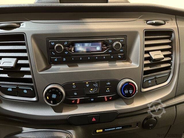 Truk platform dengan derek Ford Transit 350 2.0 TDCI L2H1 Trend MHEV 130 PK Ope...