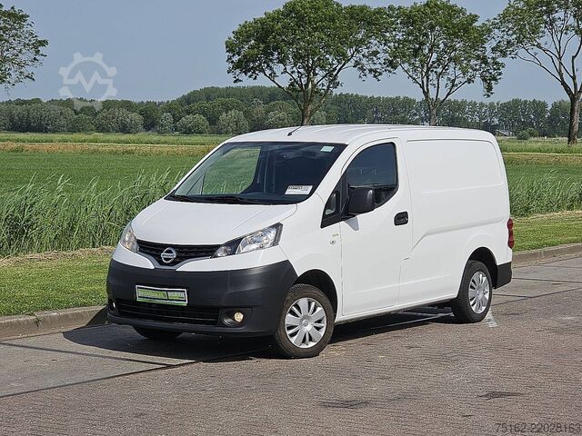 Kõrge katusega universaal NISSAN NV 200 EURO6 ac 14 dkm!!