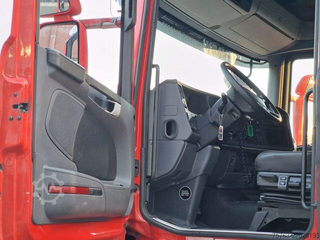 Resväska Scania R580 V8 Topline 6x2 - Box with sidedoors - Reta...