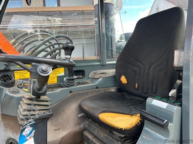 Jentolak beroda AHLMANN HANSA 531 H 4x4