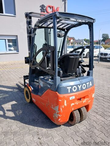 Forklift Toyota 8FBE15T
