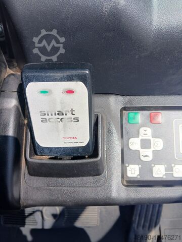 Forklift Toyota 8FBE15T