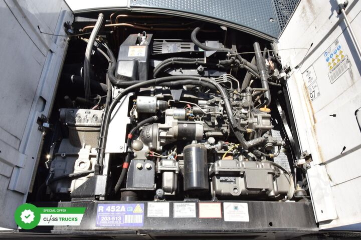 Kylmäkuljetuspuoliperävaunu KRONE SDR Cool Liner FP 60 ThermoKing SLXi 300