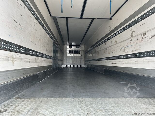 Hladnjača i zamrznuti transport Chereau / WebTrailer / Carrier Vector 1950 mt / Multi T...