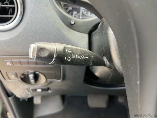 Xe van thùng kín Mercedes-Benz Vito 114 CDI Lang / Leder / Navi / Camera