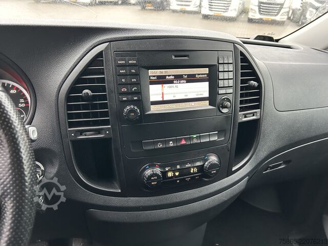 Xe van thùng kín Mercedes-Benz Vito 114 CDI Lang / Leder / Navi / Camera