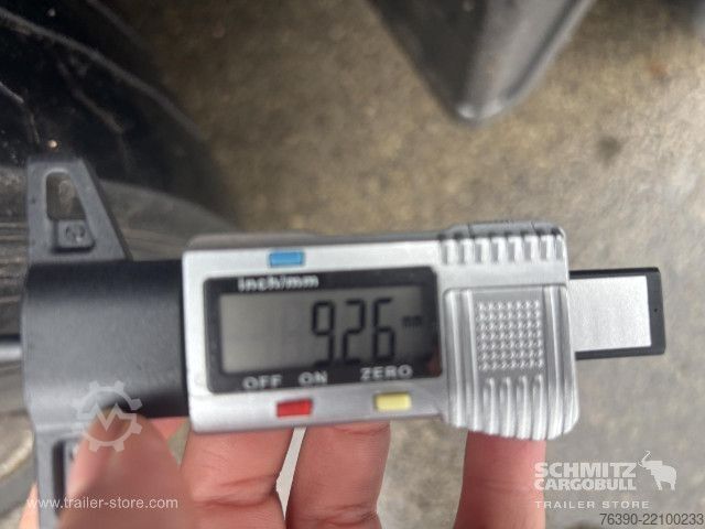 Otvorena poluprikolica sa ceradom Schmitz Cargobull Semitrailer Curtainsider Mega