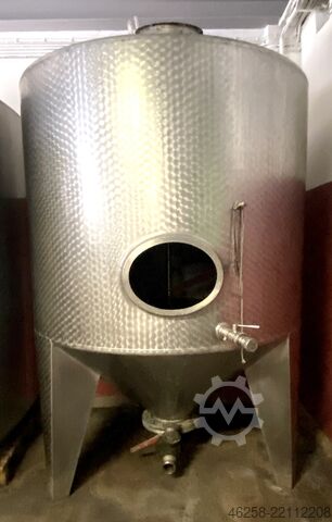 Serbatoio di fermentazione per vino rosso con agitatore  