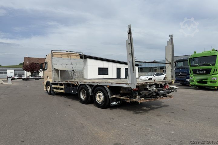 Вантажівка з відкритою платформою Volvo FH12-460 6x2 Brücke / Swiss-Vehicle