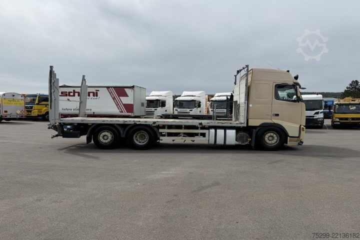 Вантажівка з відкритою платформою Volvo FH12-460 6x2 Brücke / Swiss-Vehicle