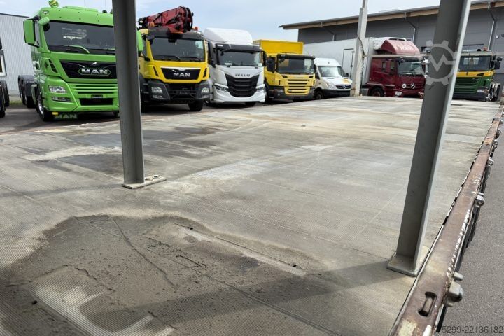 Вантажівка з відкритою платформою Volvo FH12-460 6x2 Brücke / Swiss-Vehicle