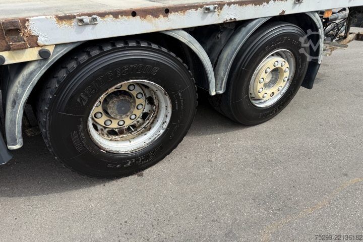 Вантажівка з відкритою платформою Volvo FH12-460 6x2 Brücke / Swiss-Vehicle