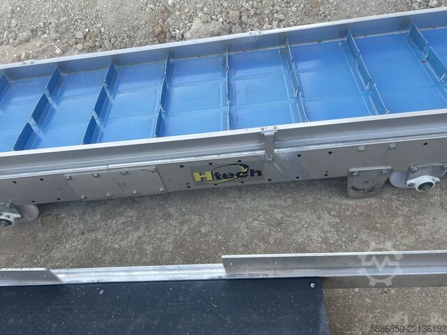 不锈钢带挡板输送机，尺寸：560厘米 x 56厘米 Htech 