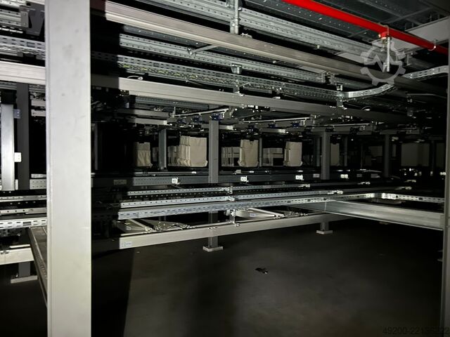 Overhead conveyor system with carriers Dürkopp Transportanlage