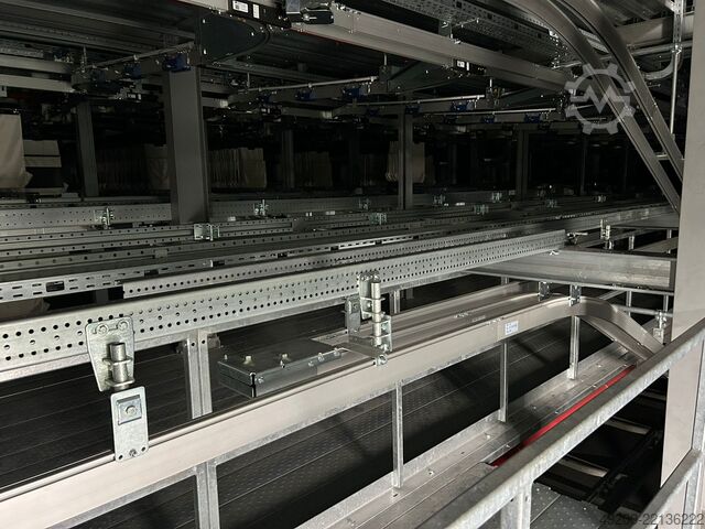 Overhead conveyor system with carriers Dürkopp Transportanlage