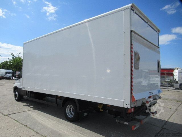 Sandučar IVECO 70C18HA8/P Hi-Matic / Klima / Tempomat