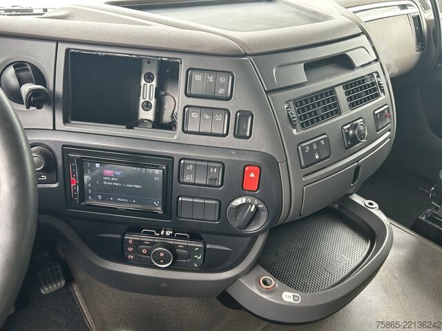 Estándar-SZM DAF XF 430 FT SSC / Parts Missing - Motor Running /...