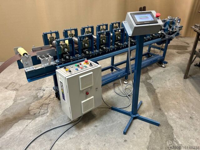 Metalo tvoros rulonų formavimo linija LLC Evolutioner Dura fence metal machine MPF-1 auto