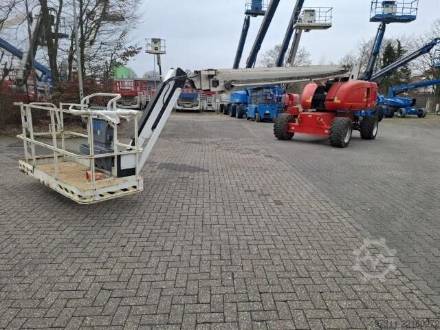 Teleskopska platforma JLG 860SJ