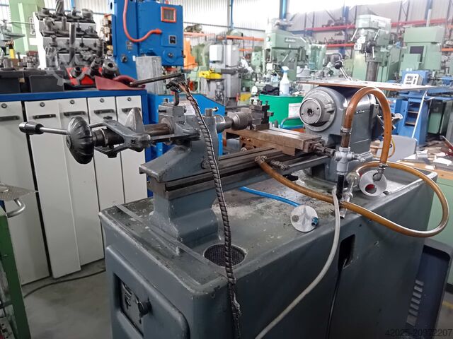 Precision turning lathe SCHAUBLIN 