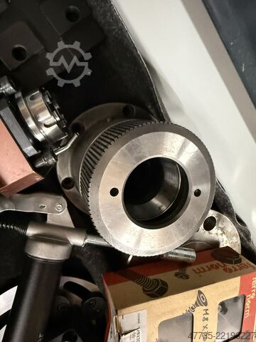 CNC 车铣加工中心 HYUNDAI WIA SE 2200 LSYA
