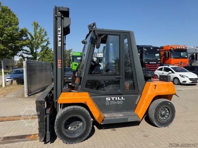 Преден виљушкар STILL R70-80 Gabelstapler/hydraulischer Seitenschieber
