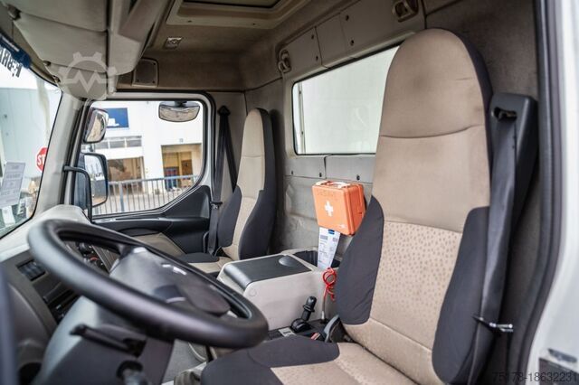 Kovček RENAULT PREMIUM 340 DXI+DHOLLANDIA 2T.