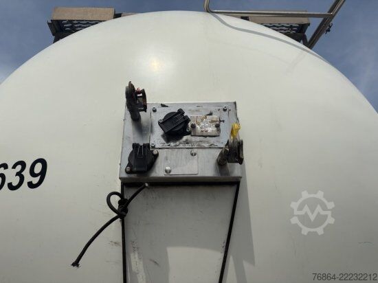 Полуприцеп-цистерна FELDBINDER LEBENSMITTELTANK, CA. 34.000L, 3 KAMMERN, TROMMELBREMSEN