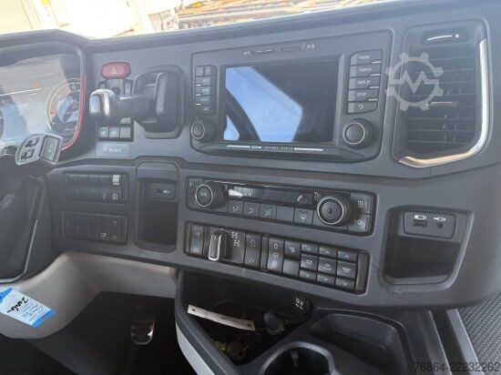 Tractor unit SCANIA R650 V8, 6X2, E6, LEDER, PENZ-CRANE 15Z - HOLZLADEKRAN