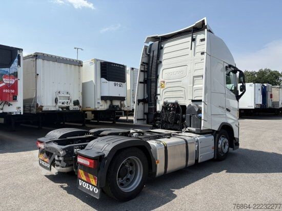 Volume tractor unit VOLVO FH 460,  EURO 6, VEB+, MEGA