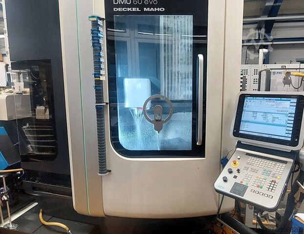 通用加工中心 DMG MORI DMU 60 eVo