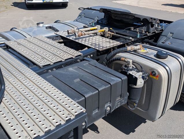 Standardni vlačilec MAN TGX 18.520 BL SA 4x4 Hydrodrive, MIETEN?