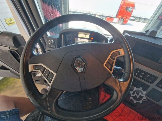 Standardni vlačilec RENAULT T 430 Comfort