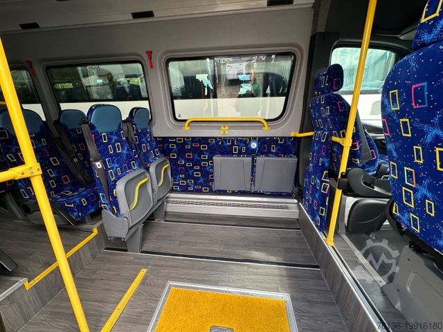 Bybus MERCEDES-BENZ Sprinter Niederflur 17+6 Automatik Klima