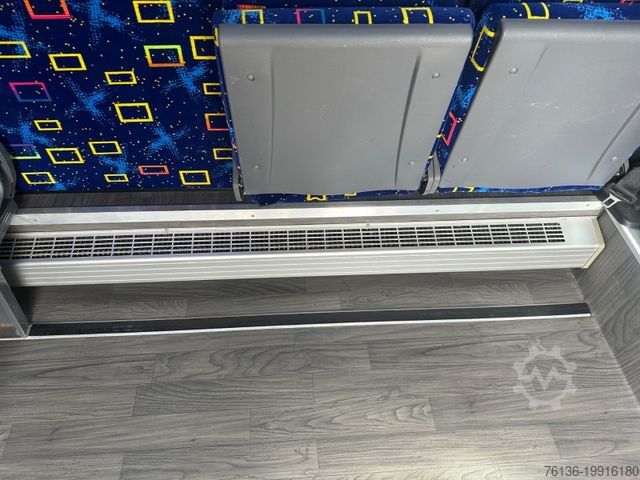 Bybus MERCEDES-BENZ Sprinter Niederflur 17+6 Automatik Klima