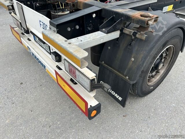 Remolque con chasis intercambiable KRONE 2 Achswechselfahrgestell, Typ: MAXI AZW 18 eL3B7
