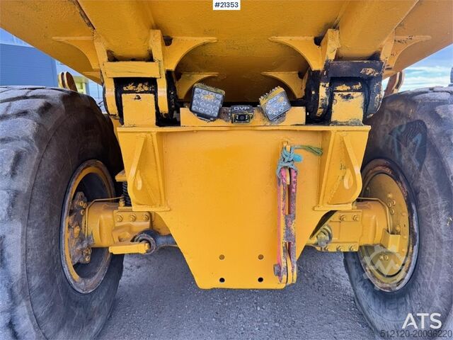 Самосвал Volvo A25E Dump Truck.