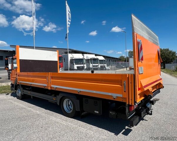 Pritschenwagen MERCEDES-BENZ Atego 821 L Pritsche6,10m/3 Sitze/Nur 70 tkm/Top