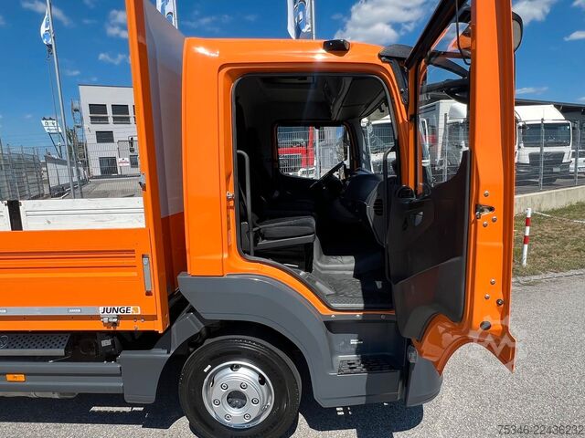 Sonderausbau-Transporter MERCEDES-BENZ Atego 821 L Pritsche6,10m/3 Sitze/Nur 70 tkm/Top